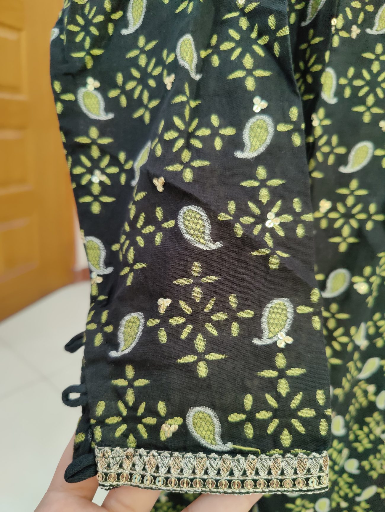 Fabric Lawn - Image 2