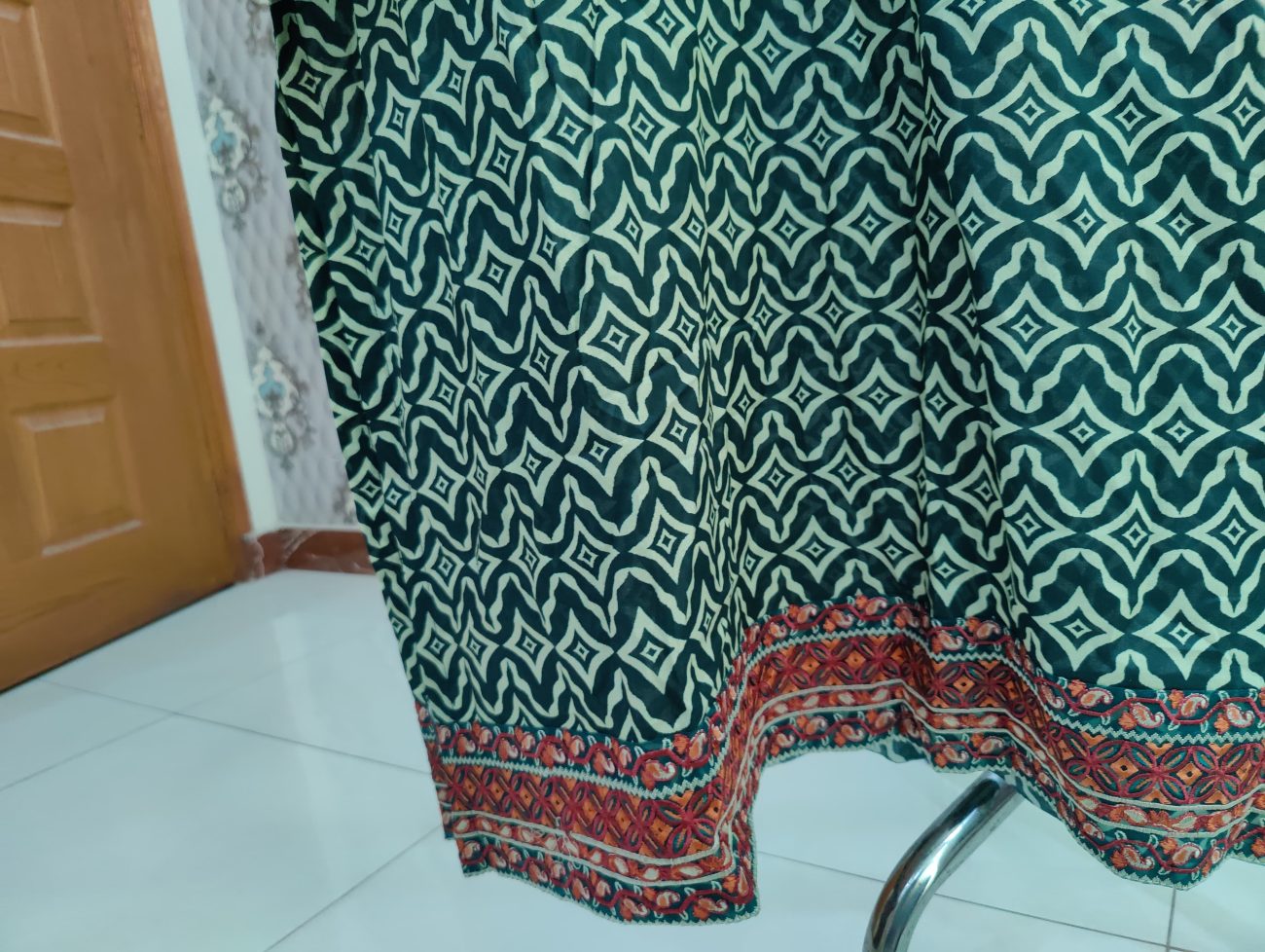 Fabric Lawn - Image 2